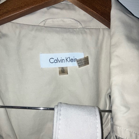 Calvin Klein beige waist end trench coat - Picture 3 of 8